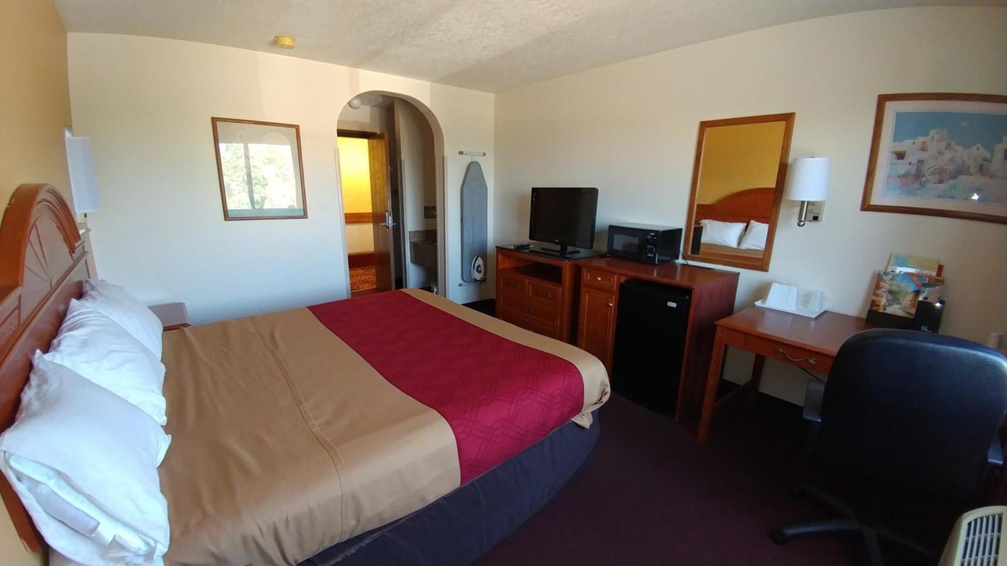 Econo Lodge Inn & Suites Albuquerque East I-40 Eubank Exit Exterior foto